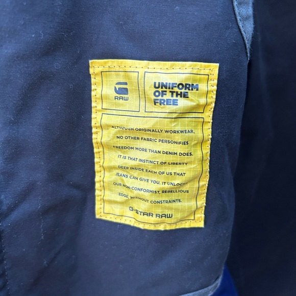 G-STAR canvas jacket light weight. Size L fits like Medium. - Picture 2 of 6